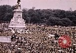 Image of Victoria Memorial London England United Kingdom, 1945, second 11 stock footage video 65675048992
