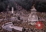 Image of Victoria Memorial London England United Kingdom, 1945, second 21 stock footage video 65675048992