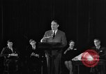 Standbild Robert Sargent Shriver New York United States USA, 1965, aus Sekunde 14 historischem Filmmaterial Videoclip 65675049008