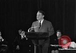 Standbild Robert Sargent Shriver New York United States USA, 1965, aus Sekunde 8 historischem Filmmaterial Videoclip 65675049010