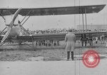 Immagine di Il giro del mondo volantini Washington DC USA, 1924, secondo 7 filmato di repertorio 65675049054