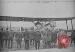 Immagine di Il giro del mondo volantini Washington DC USA, 1924, secondo 22 filmato di repertorio 65675049054