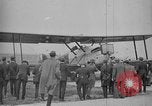 Immagine di Il giro del mondo volantini Washington DC USA, 1924, secondo 24 filmato di repertorio 65675049054