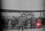 Immagine di Il giro del mondo volantini Washington DC USA, 1924, secondo 25 filmato di repertorio 65675049054