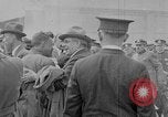Immagine di Il giro del mondo volantini Washington DC USA, 1924, secondo 60 filmato di repertorio 65675049054