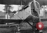 Standbild Eddie Rickenbacker Frankreich, 1918, aus Sekunde 10 historischem Filmmaterial Videoclip 65675049084