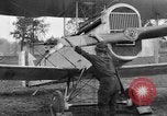 Standbild Eddie Rickenbacker Frankreich, 1918, aus Sekunde 14 historischem Filmmaterial Videoclip 65675049084