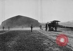 Standbild Eddie Rickenbacker Frankreich, 1918, aus Sekunde 56 historischem Filmmaterial Videoclip 65675049084