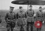 Standbild USA 94th Aero Squadron Frankreich, 1918, aus Sekunde 8 historischem Filmmaterial Videoclip 65675049089