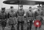 Standbild USA 94th Aero Squadron Frankreich, 1918, aus Sekunde 12 historischem Filmmaterial Videoclip 65675049089