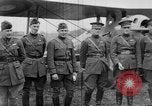 Standbild USA 94th Aero Squadron Frankreich, 1918, aus Sekunde 16 historischem Filmmaterial Videoclip 65675049089