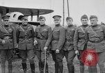 Standbild USA 94th Aero Squadron Frankreich, 1918, aus Sekunde 28 historischem Filmmaterial Videoclip 65675049089