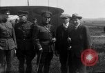 Standbild Captain Eddie Rickenbacker Rembercourt Frankreich, 1918, aus Sekunde 29 historischem Filmmaterial Videoclip 65675049095