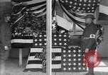 Immagine di Scrigno avvolto nella Bandiera americana Francia, 1918, secondo 4 filmato di repertorio 65675049096