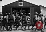 Immagine di Scrigno avvolto nella Bandiera americana Francia, 1918, secondo 24 filmato di repertorio 65675049096