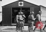 Immagine di Scrigno avvolto nella Bandiera americana Francia, 1918, secondo 28 filmato di repertorio 65675049096