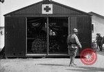 Immagine di Scrigno avvolto nella Bandiera americana Francia, 1918, secondo 35 filmato di repertorio 65675049096