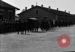 Immagine di Scrigno avvolto nella Bandiera americana Francia, 1918, secondo 57 filmato di repertorio 65675049096