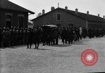 Immagine di Scrigno avvolto nella Bandiera americana Francia, 1918, secondo 58 filmato di repertorio 65675049096