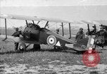 Standbild Sopwith Camel Bomber Berques Frankreich, 1918, aus Sekunde 1 historischem Filmmaterial Videoclip 65675049097