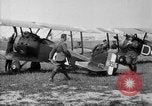 Standbild Sopwith Camel Bomber Berques Frankreich, 1918, aus Sekunde 3 historischem Filmmaterial Videoclip 65675049097