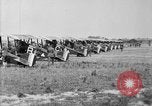 Standbild Sopwith Camel Bomber Berques Frankreich, 1918, aus Sekunde 24 historischem Filmmaterial Videoclip 65675049097