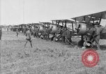 Standbild Sopwith Camel Bomber Berques Frankreich, 1918, aus Sekunde 35 historischem Filmmaterial Videoclip 65675049097