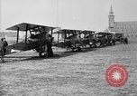 Standbild Sopwith Camel Bomber Berques Frankreich, 1918, aus Sekunde 38 historischem Filmmaterial Videoclip 65675049097