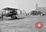 Standbild Sopwith Camel Bomber Berques Frankreich, 1918, aus Sekunde 43 historischem Filmmaterial Videoclip 65675049097