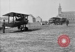 Standbild Sopwith Camel Bomber Berques Frankreich, 1918, aus Sekunde 44 historischem Filmmaterial Videoclip 65675049097