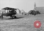 Standbild Sopwith Camel Bomber Berques Frankreich, 1918, aus Sekunde 46 historischem Filmmaterial Videoclip 65675049097