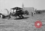 Standbild Sopwith Camel Bomber Berques Frankreich, 1918, aus Sekunde 51 historischem Filmmaterial Videoclip 65675049097
