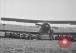 Image Escadron de reconnaissance antenne Dogneville France, 1918, de la seconde 11 séquences d'archives historiques vidéo 65675049102