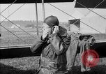 Image Escadron de reconnaissance antenne Dogneville France, 1918, de la seconde 21 séquences d'archives historiques vidéo 65675049102