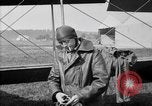 Image Escadron de reconnaissance antenne Dogneville France, 1918, de la seconde 27 séquences d'archives historiques vidéo 65675049102
