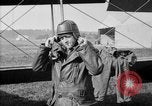 Image Escadron de reconnaissance antenne Dogneville France, 1918, de la seconde 33 séquences d'archives historiques vidéo 65675049102