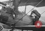 Image Escadron de reconnaissance antenne Dogneville France, 1918, de la seconde 43 séquences d'archives historiques vidéo 65675049102