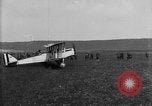 Image DH-4Aéronefs France, 1918, de la seconde 44 séquences d'archives historiques vidéo 65675049104