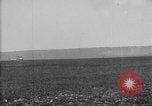 Image British DH-4 Aéronefs France, 1918, de la seconde 13 séquences d'archives historiques vidéo 65675049105