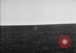 Image British DH-4 Aéronefs France, 1918, de la seconde 25 séquences d'archives historiques vidéo 65675049105