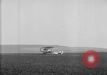 Image British DH-4 Aéronefs France, 1918, de la seconde 61 séquences d'archives historiques vidéo 65675049105