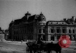 Standbild Bombe Wrack Bukarest Rumänien, 1944, aus Sekunde 7 historischem Filmmaterial Videoclip 65675049112