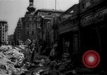 Standbild Bombe Wrack Bukarest Rumänien, 1944, aus Sekunde 45 historischem Filmmaterial Videoclip 65675049112