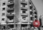 Standbild Bombe Wrack Bukarest Rumänien, 1944, aus Sekunde 60 historischem Filmmaterial Videoclip 65675049112