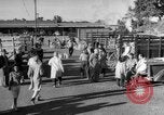 Image traire une vache United States USA, 1943, de la seconde 37 séquences d'archives historiques vidéo 65675049124