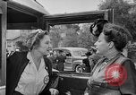Image Les femmes américaines ont besoin d'encouragements pour aider dans les efforts de guerre United States USA, 1943, de la seconde 17 séquences d'archives historiques vidéo 65675049127