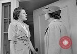 Image Les femmes américaines ont besoin d'encouragements pour aider dans les efforts de guerre United States USA, 1943, de la seconde 37 séquences d'archives historiques vidéo 65675049127