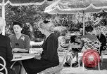 Image Les femmes américaines ont besoin d'encouragements pour aider dans les efforts de guerre United States USA, 1943, de la seconde 41 séquences d'archives historiques vidéo 65675049127