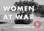 Immagine di Donne americane Aberdeen Maryland USA, 1943, secondo 19 filmato di repertorio 65675049128