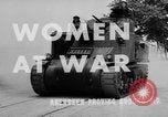 Immagine di Donne americane Aberdeen Maryland USA, 1943, secondo 23 filmato di repertorio 65675049128